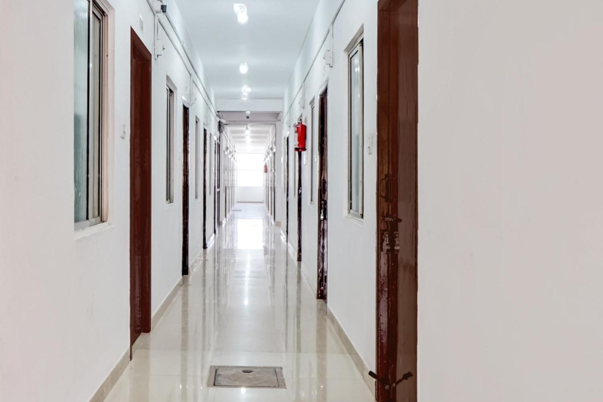 Super Hotel O Okkilipalayam Coimbatore Esterno foto
